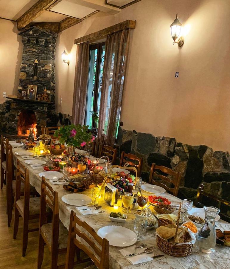 Villa Lileo Ushguli Exteriör bild